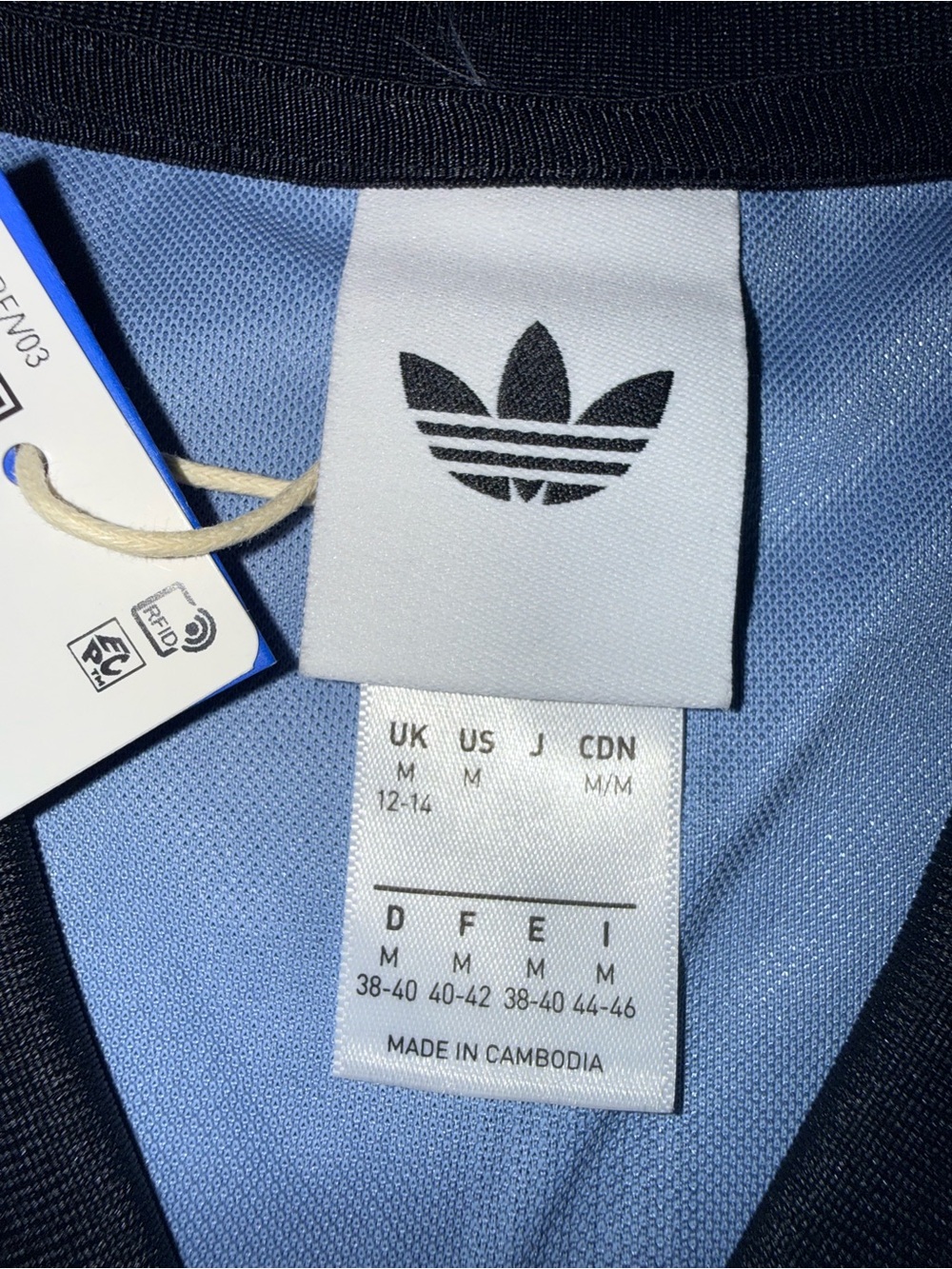 adidas Adicolor Soccer Jacquard Crop Top Blue M NWT - Picture 4 of 4